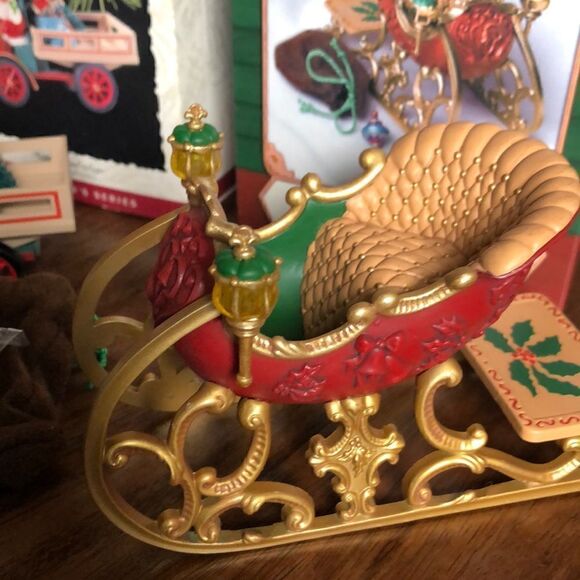 Hallmark Keepsake 2 Ornaments-Happy Haul-idays Here Comes Santa & Santa’s Sleigh - Picture 5 of 10